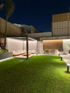 ESNAD Villa Lawn